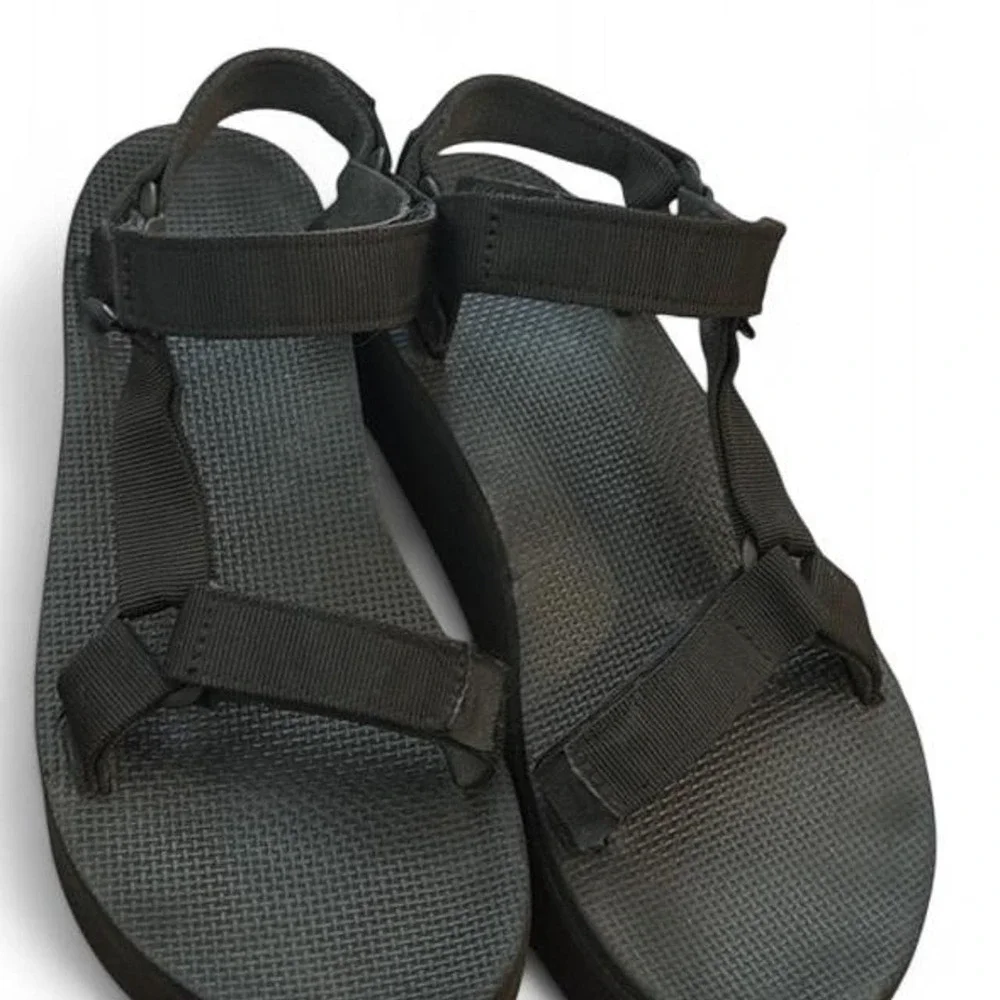 Teva Flatform Universal Black Platform Sandals Womens 9 Hook Loop Strappy